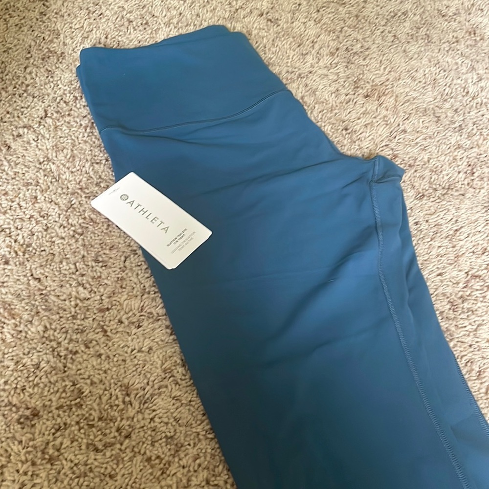 NWT Athleta Elation 7/8 Tights